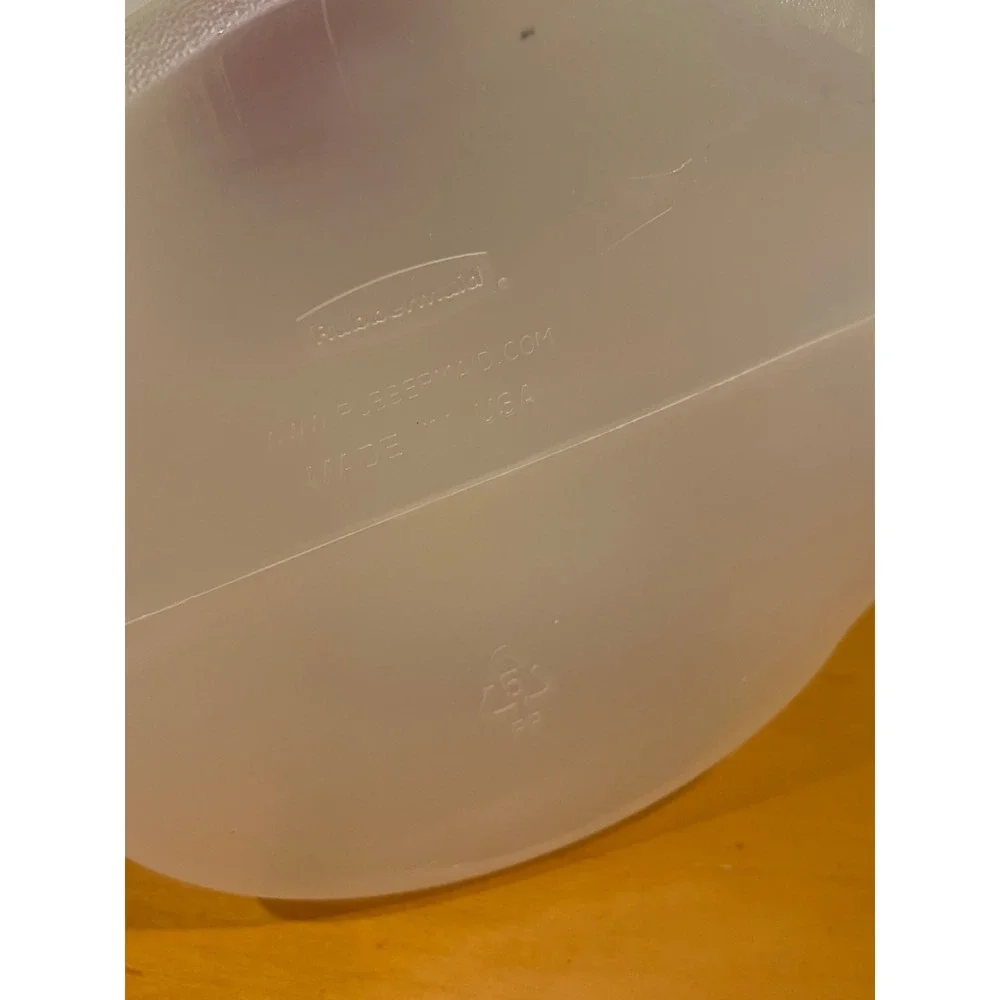 Rubbermaid MixerMate 1 Gal 3.8L Pitcher Red Lid 7E60 Made in USA New